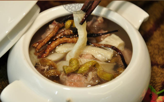 冬蟲夏草怎么熬粥好喝?3 種經典做法 + 口感秘訣